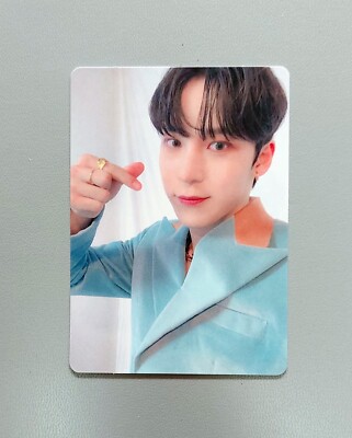 タレントカード ATEEZ ANSWER YUNHO RARE Photo s-l400.jpg
