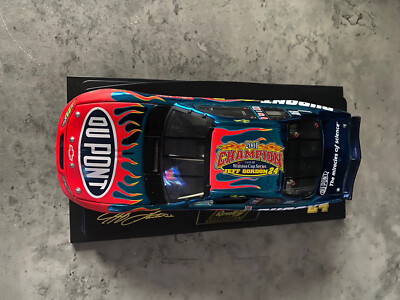 Revell 1/24 #30 グランプリ Revell Collection Jeff Gordon 2001 champion 1:24 Diecast