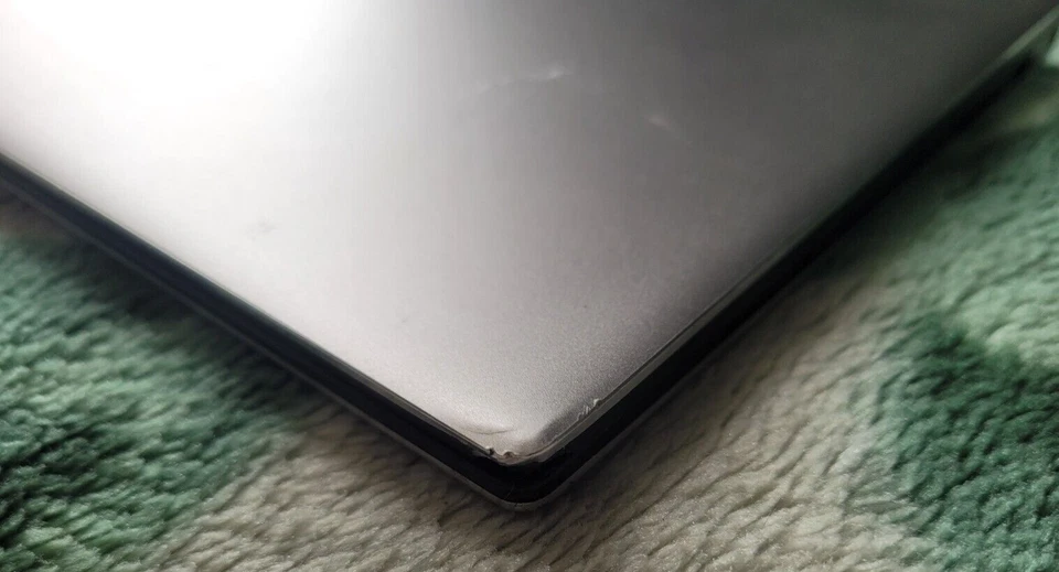 Dell XPS 13 9343 Touchscreen - Core i7-5500U - 8GB RAM - 256GB SSD - Image 3 of 4