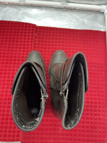 Ristin Davis Damen Größe 7,5 M braunes Leder spitz zulaufend geschnallt Stiletto Stiefel - Bild 7 von 7