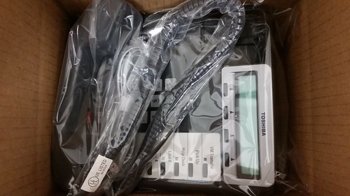 New Toshiba DKT3210-SD office display phone - 第 1/3 張圖片