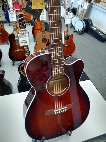 Seagull Performer Concert Hall Cutaway - Floor Model - Picture 2 of 4