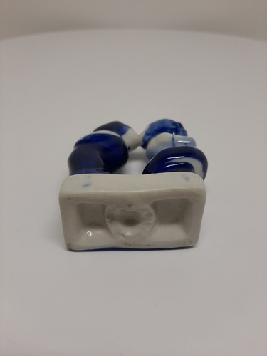 Vtg Delft Style Holland Miniature Boy & Girl Kissing Figurine Blue White Ceramic - Picture 6 of 9