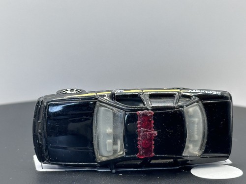 Matchbox Ford Crown Victoria "Metropolis" (2006 Superman 5 Pack Exclusive) - Picture 9 of 9