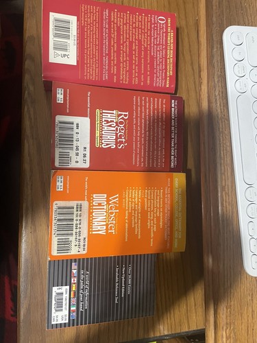 Merriam-Webster's webster's II rogers thesaurus Lot Of 4 English dictionary - Picture 1 of 3