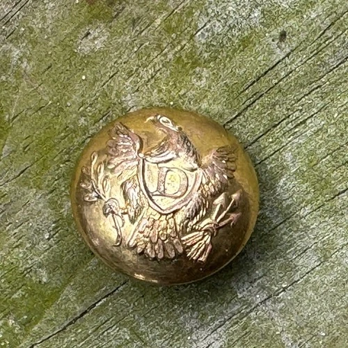 CIVIL WAR button DRAGOON eagle “D” OVERCOAT loaded with gold MUSEUM QUALITY