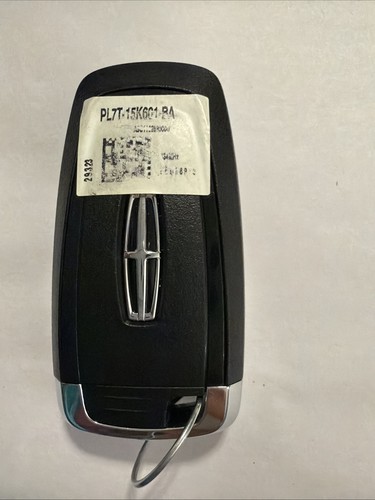 Key Fob Lincoln Navigator 2023-2024 Used* - Picture 2 of 2