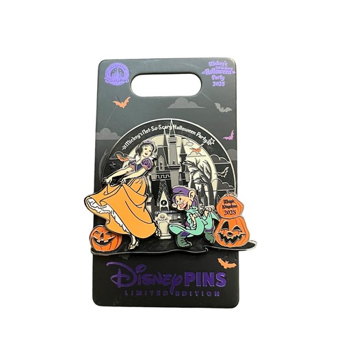 Disney Mickey's Not So Scary Halloween Party Snow White LE Pin - Picture 2 of 3
