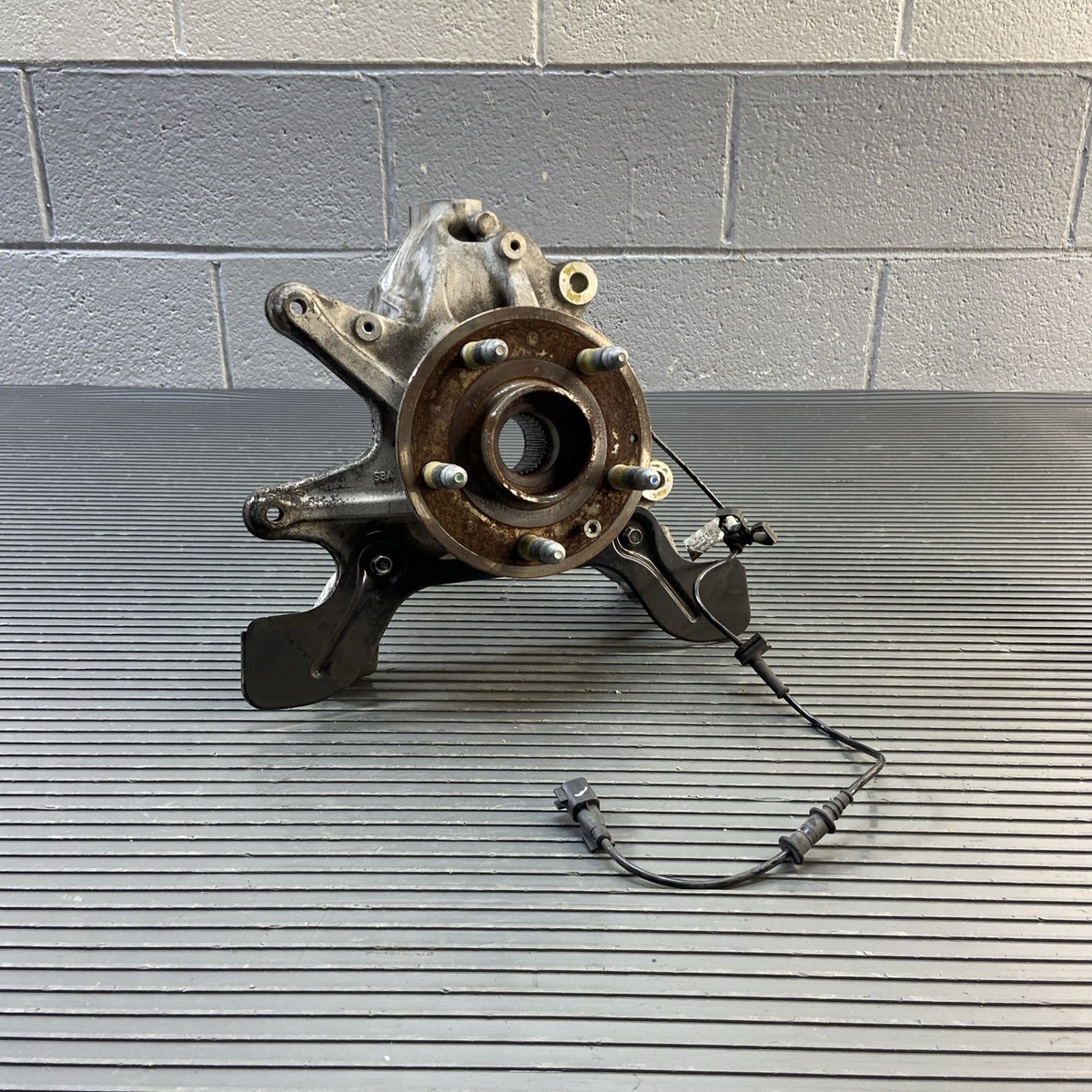 CHEVROLET CORVETTE KNUCKLE CARRIER RIGHT REAR 2020 2021 2022
