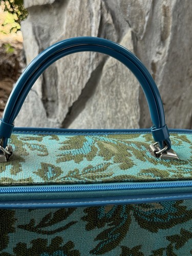 Vintage Avon Sales Rep Blue Floral Green Tapestry Mini Suitcase EUC 70s - Picture 3 of 12