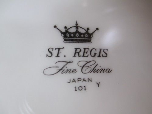 Juego de 3 platos de cena florales blancos de porcelana fina de 9 3/8" St. Regis Japón - Imagen 6 de 6