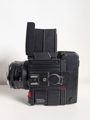 Rolleiflex 6002 | Medium Format Film Camera | Charger Included - Picture 5 of 7
