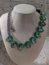 NWT $38 Simply Vera Vera Wang Green Stone Necklace