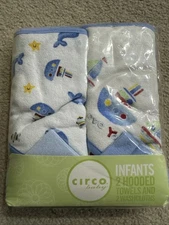 New Baby Circo Infant Hooded Towels And Washcloths Nautical Boats Ship Theme NIP