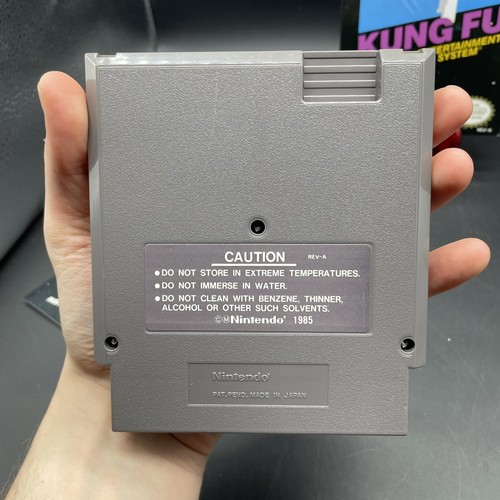 Kung Fu (Nintendo Entertainment System 1985) NES Black Box CIB 3-Screw Authentic - Picture 6 of 19