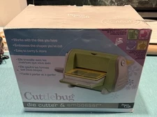 Cricut Cuddlebug Die Cutter and Embosser - New