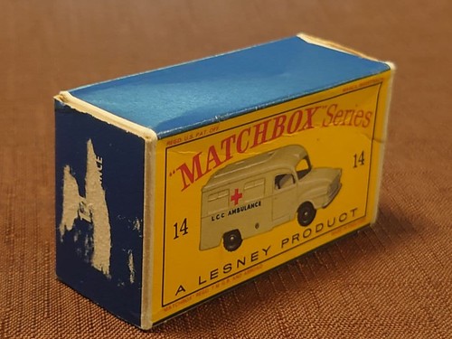 MATCHBOX Ambulance No14 LOMAS Diecast Model Vintage Toy Ltd Car Collectible - Picture 11 of 12