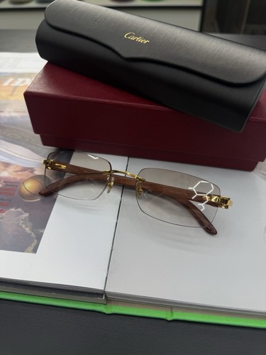 Cartier Holz echt 100 % authentisch $ 3000 Einzelhandel Box Stoff Papiere