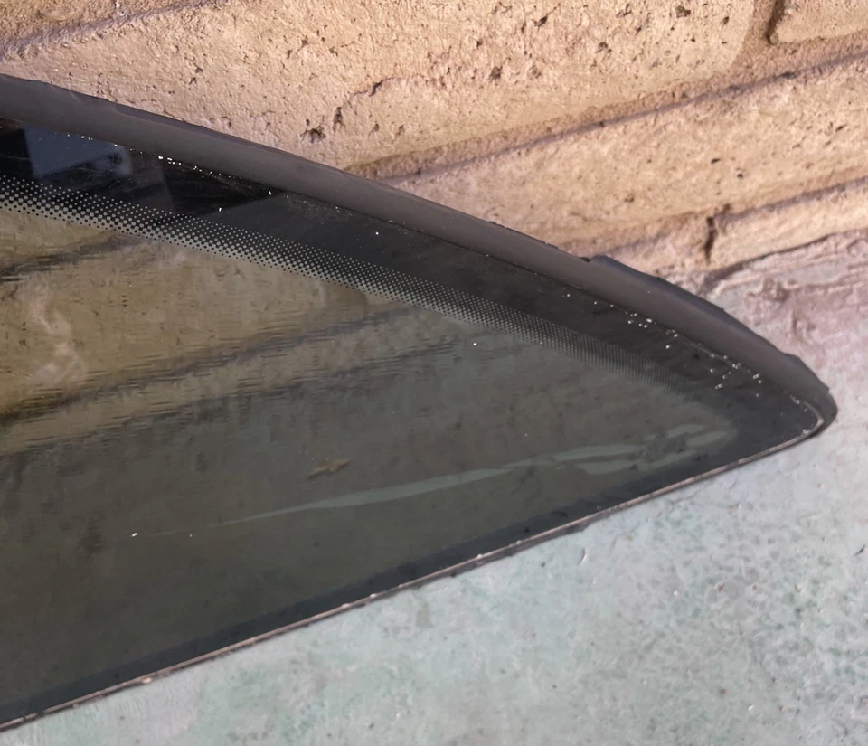 Volkswagen Beetle 1998-2010 LH cuarto trasero ventana cristal genuino Foto 4 de 4