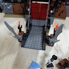 LEGO Knights Kingdom Vladek's Dark Fortress 8877 In 2005 Used Retired As Is