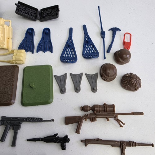 Vintage GI Joe Bundle Lot Figure Accessories Weapons Backpack Blaster V1 80s Toy - Picture 7 of 10