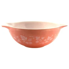 Pyrex Gooseberry 4 Qt Cinderella Mixing Bowl Pink and White # 444