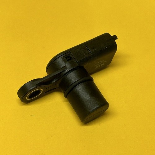 Camshaft position sensor for Holden VE COMMODORE SV6 3.6L 09-13 LLT LFX 2 YrWty - Picture 1 of 3