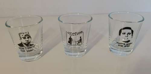 Bicchieri The Office TV Show Shot 1,5 oz NUOVI in scatola set di 3 bicchieri - Foto 2 di 11