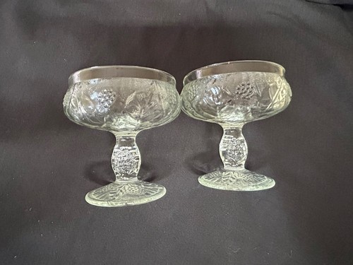 Vintage France Heavy Stemmed Sherbet Dessert Dishes Pressed Glass Set of 4 - Picture 6 of 10