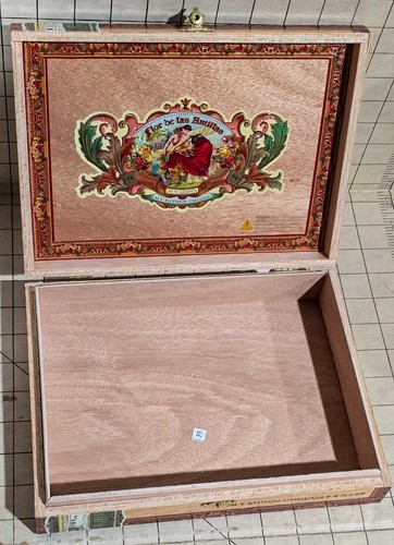 Varie scatole di sigari in legno importate localmente (vuote) lotto di 5 da collezione - Foto 15 di 16