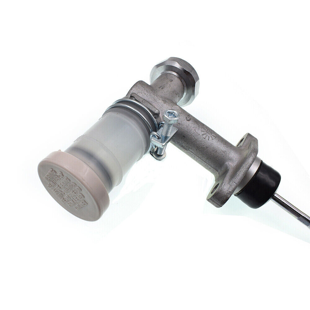 Clutch Master Cylinder MR267829 For Mitsubishi Montero Sport