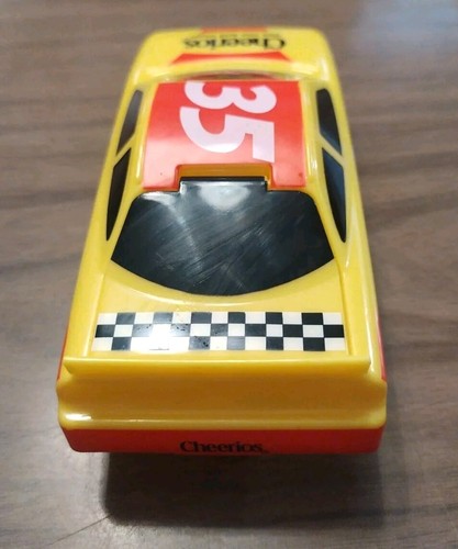Cheerios Racecar #35 Joey Gase Plastic Cereal Snack Container By Bradshaw Intl. - Bild 4 von 8