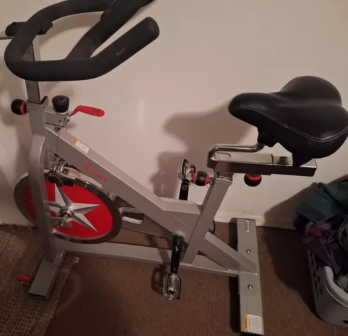 Sunny Health & Fitness Exercise Stationary Bike (Pre-Owned)