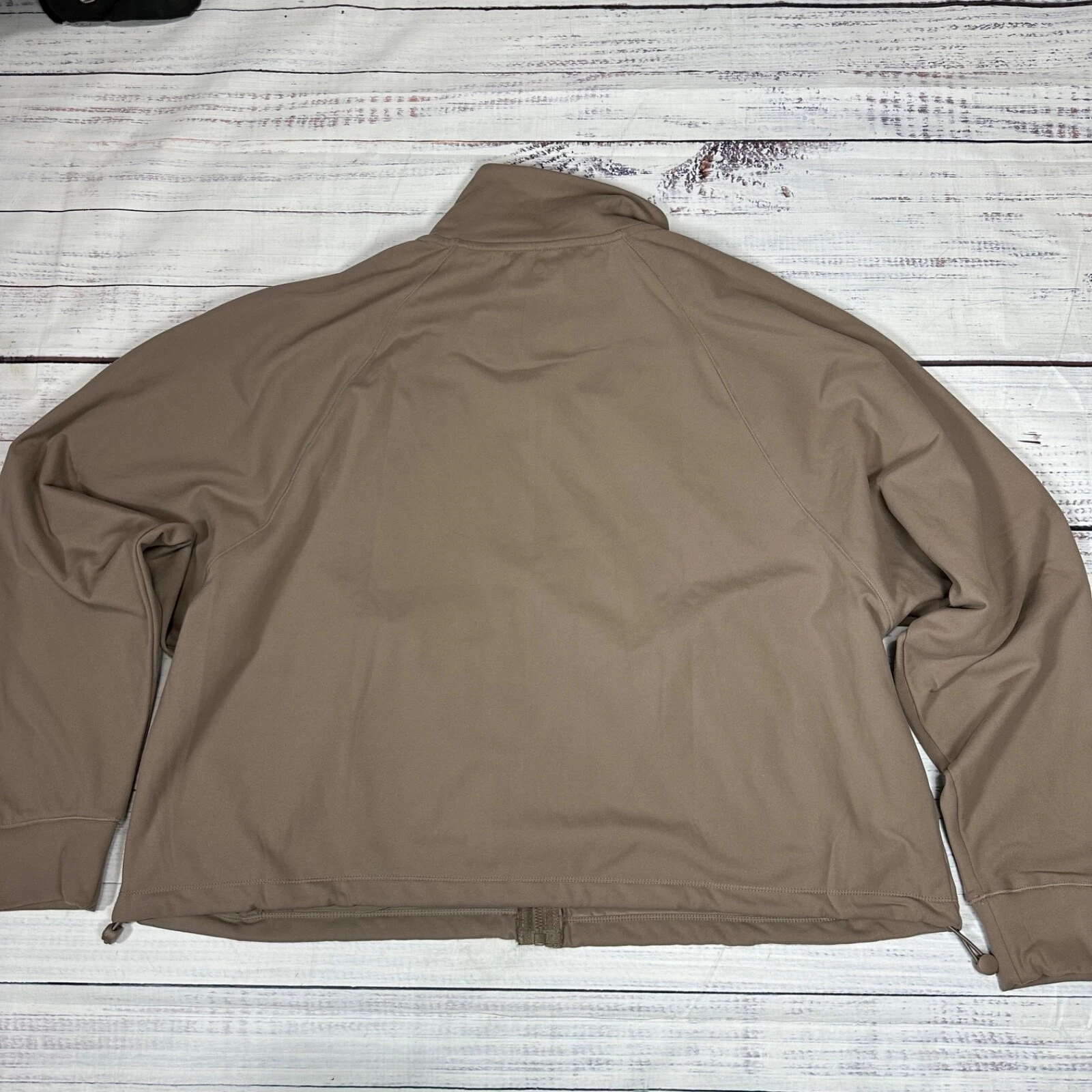 yogalicious lux zip front cropped long sleeve pockets sweatshirt