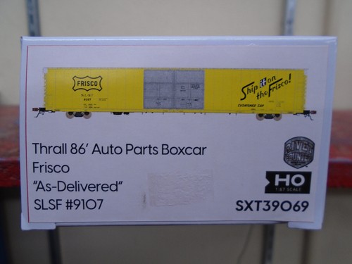 ScaleTrains Rivet Counter Frisco Thrall 86' Auto Parts Boxcar #9107 HO SXT39069 - Picture 2 of 6