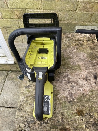 Chainsaw Ryobi 36 Volt No Battery - Picture 3 of 5