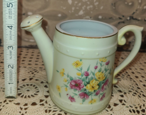 Vintage Lefton #8225 Watering Can Yellow w/ Hand Painted Flowers - Picture 8 of 9