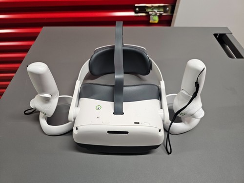 Pico Neo3 Link A7H10 White All-in-One VR Head Set - Picture 4 of 13