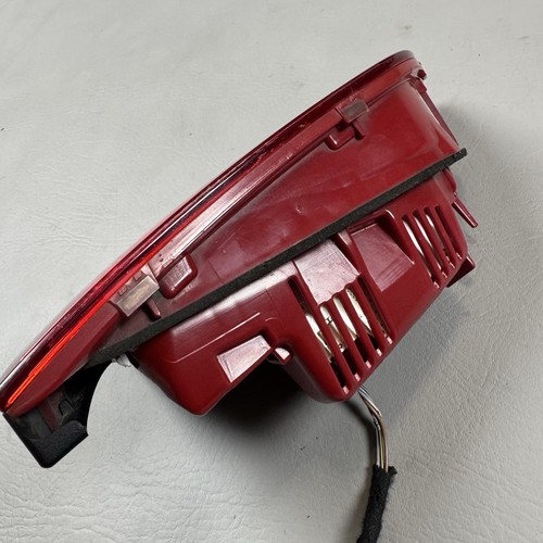 2013-2016 AUDI ALLROAD 2.0L - Right LED TAIL Light / LAMP (Inner) 8K9945094F - Picture 10 of 20