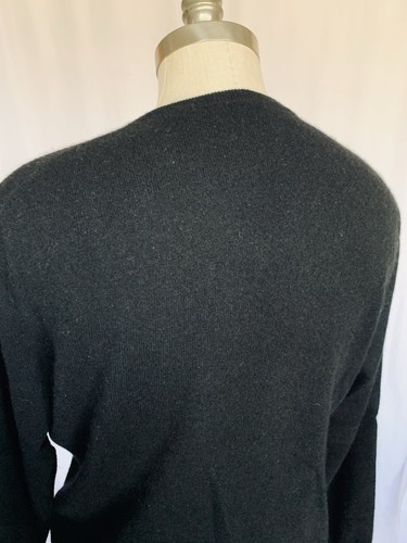SAKS 5TH AVE Mens V-Neck Cashmere Sweater Black, XL - Picture 11 of 13