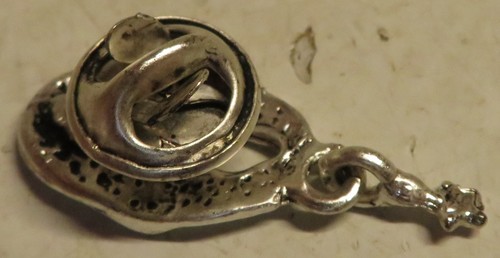 Vintage Silver Tone Mask Masquerade Masks Drama Theater Lapel Hat Pin Star GUC - Bild 4 von 7