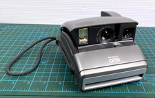Vintage Polaroid One 600 Instant Film Camera Auto Flash Silver Gray Wrist Strap