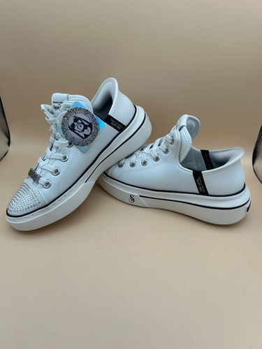 Skechers X Snoop Dogg Slip-Ins 186004 Women's Size 6.5, White W/ Toe Rhinestones - Picture 2 of 10