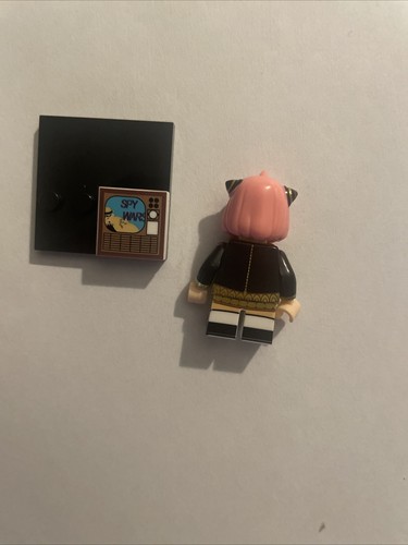 LEGO Spy X Family Anya Forger minifigure custom pad printed - Picture 2 of 3
