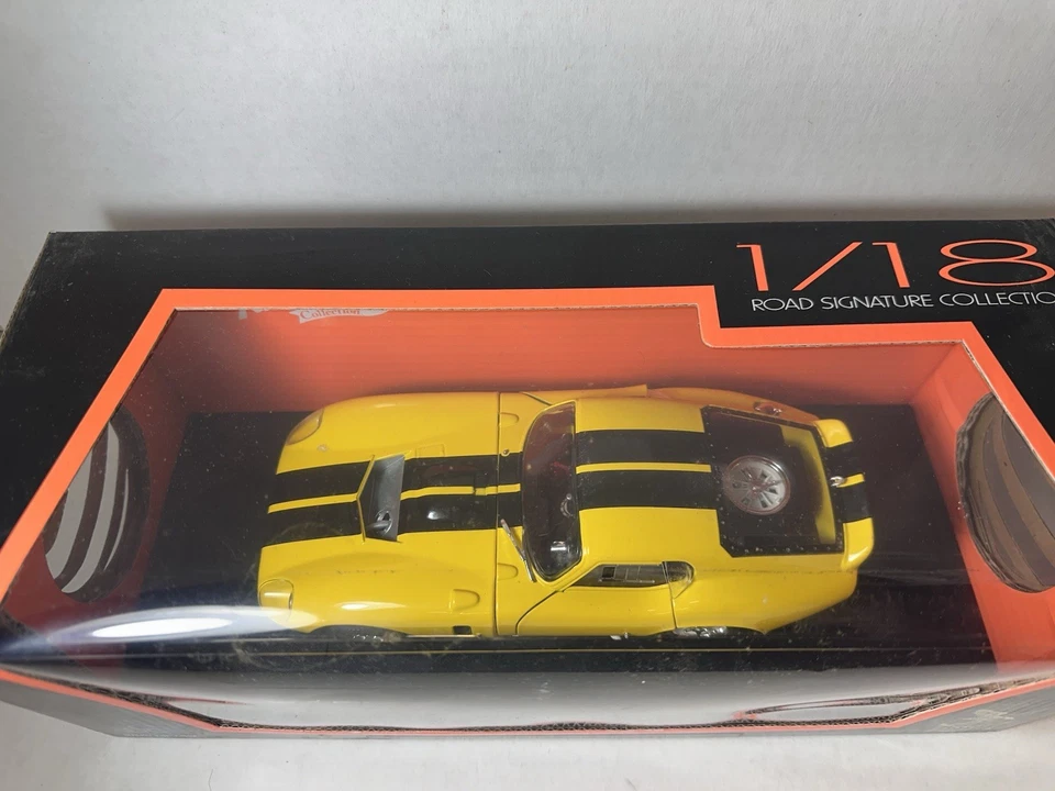 Road Signature 1965 Shelby Daytona Coupe Yellow 1:18 Diecast (RARE / READ) - Image 2 of 4