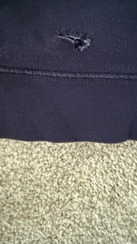 Sudadera SEASIDE Azul Marino Juvenil Grande - Buen Estado (pequeño agujero en la parte inferior) borde - Imagen 6 de 6