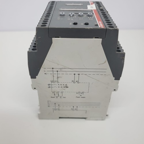ABB CM-IWM.10 RELÈ MONITORAGGIO ISOLAMENTO S/N: 1SVR470670R1000 GERMANIA - Foto 6 di 8