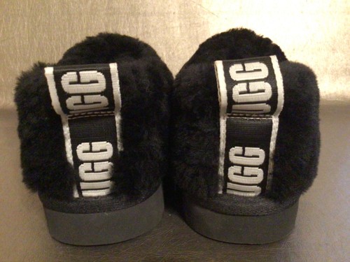 UGG Classic Cozy Bootie Slippers Black Sheepskin Size 8 NWOB 1131950 - Picture 3 of 9