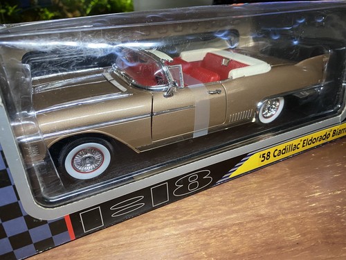 Yat Ming 1:18 Diecast 1958 Cadillac Eldorado Biarritz Deluxe Model Gold Die Cast - Picture 1 of 7