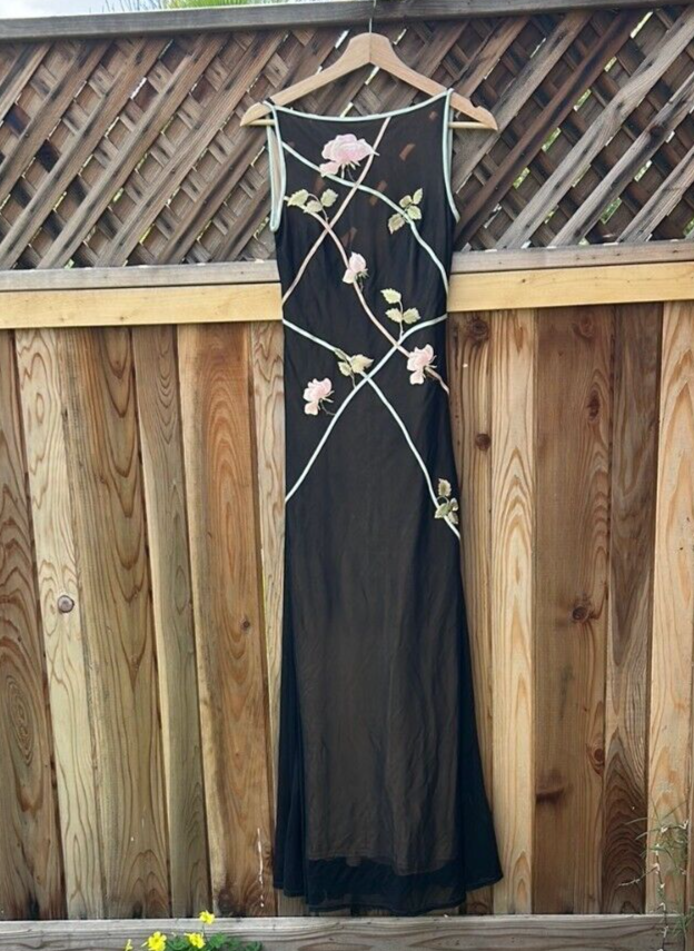 Picture 1 of 8